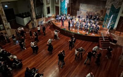 La música de Dubadu Big Band llenó de ritmo Caja Rural de Aragón