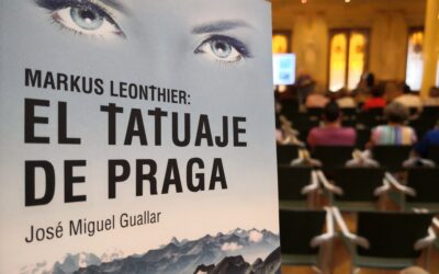 Presentado en Caja Rural de Aragón el último libro de José Miguel Guallar